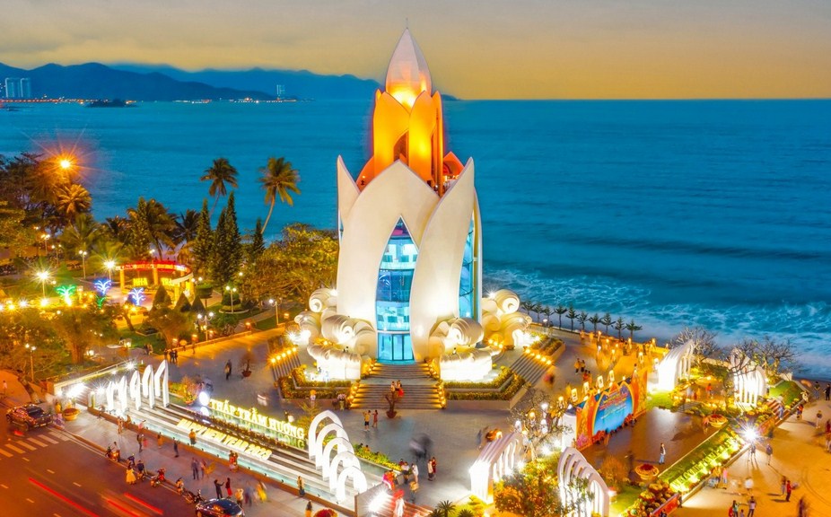 Giá Vé & Lịch Chạy Xe Limousine Quận 7 Đi Nha Trang 2026: Bảng Giá Chi Tiết, Đón Tận Nhà