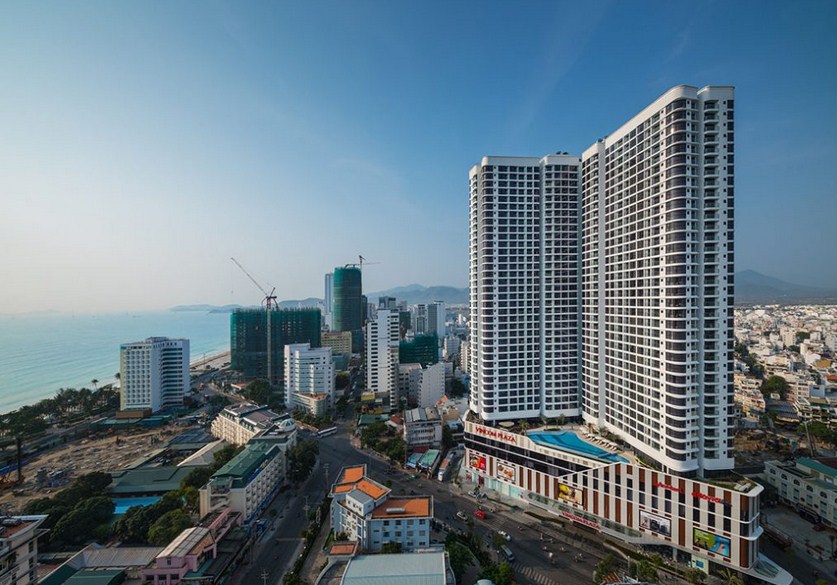 Review Meliá Vinpearl Nha Trang Empire: Biểu Tượng Nghỉ Dưỡng 5 Sao Đẳng Cấp Giữa Trái Tim Phố Biển