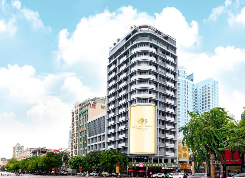 Review Palace Hotel Saigon: "Khán Đài VIP" Ngay Phố Đi Bộ Nguyễn Huệ & Trải Nghiệm Di Chuyển Xứng Tầm