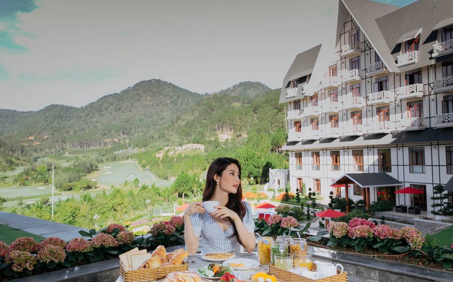 Review Top 4 Khách Sạn & Resort Đà Lạt "Gây Bão" Trên Các Ứng Dụng Đặt Phòng: Từ Nghỉ Dưỡng Hồ Tuyền Lâm Đến Phố Thị Sang Trọng
