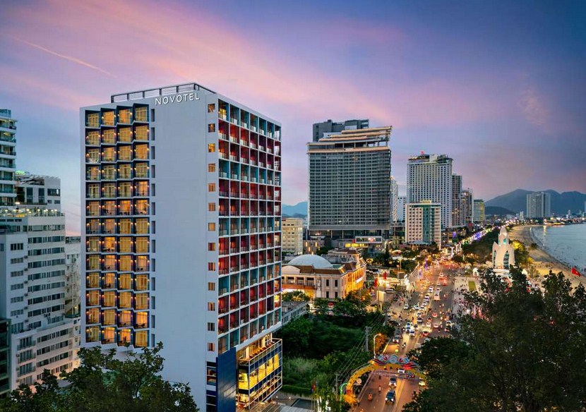 Top Resort & Khách Sạn Đẹp Nhất Nha Trang 2026: Review Chi Tiết Từ 3* Đến 5* & Villa Hồ Bơi Riêng