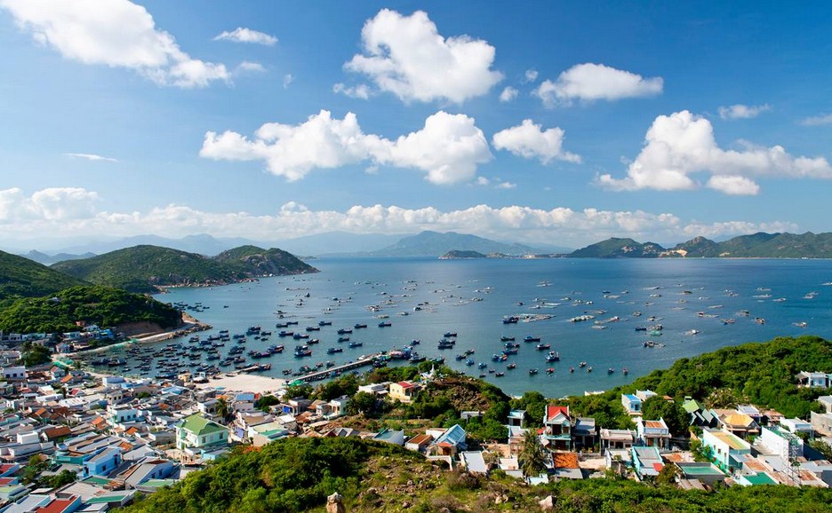 Xe Tải Chở Hàng Sài Gòn Đi TP. Cam Ranh Giá Rẻ, Trong Ngày: Giải Pháp Logistics Tối Ưu Cho "Thành Phố Vàng" Ven Biển