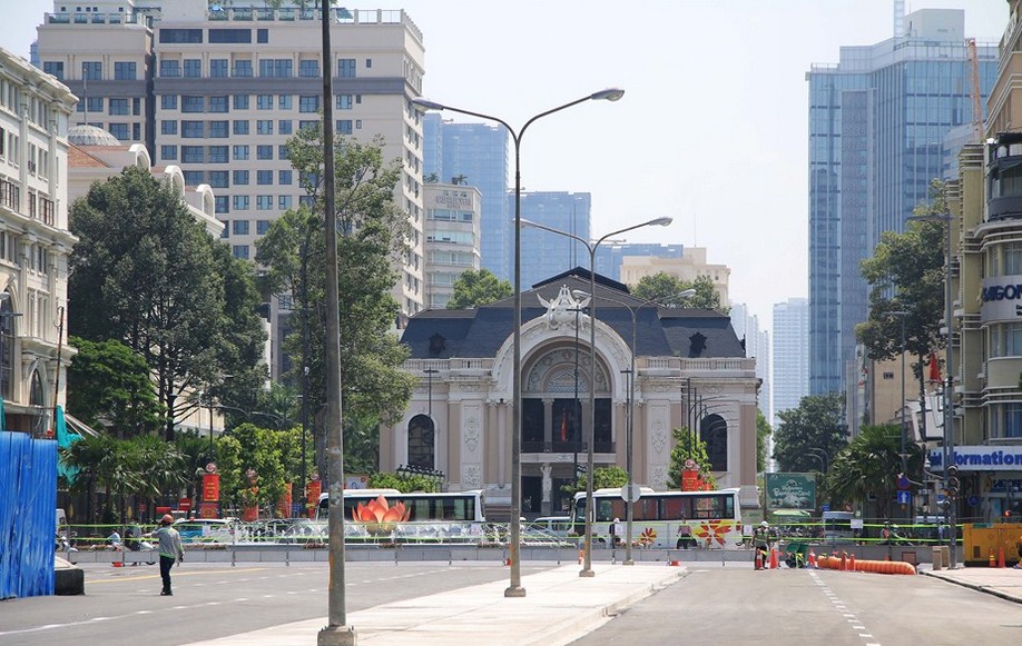 Chành Xe Đường Lê Lợi, Thành Phố Hồ Chí Minh Đi Đà Lạt: Trung Tâm Logistic Cho Ngành Thời Trang Và Thương Mại