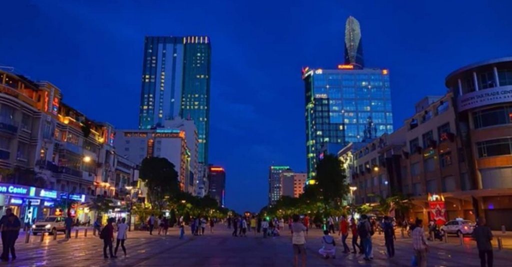Đánh Giá Trải Nghiệm Đặt Xe Limousine Đường Nguyễn Huệ, TP.HCM Đi Nha Trang Cùng Bình Minh Tải Limousine