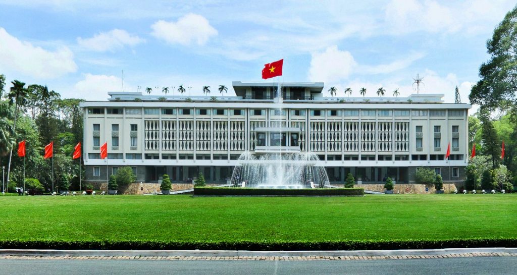 Review Top Nhà Xe Gửi Hàng Uy Tín Tuyến Sài Gòn - Nha Trang - Đà Lạt: Khi "Nhanh - Rẻ" Thôi Là Chưa Đủ, Phải Là "Đẳng Cấp"