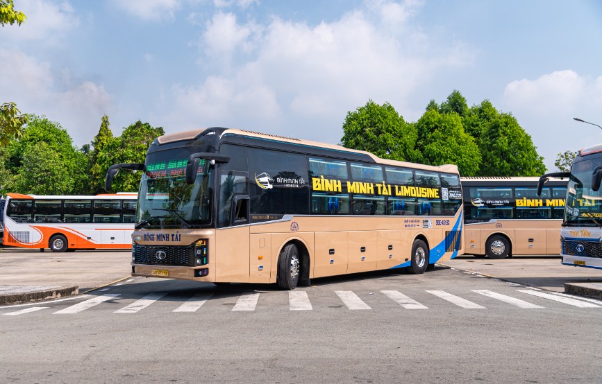 XE LIMOUSINE SÀI GÒN ĐÀ LẠT PHÙ HỢP KHÁCH CÔNG TÁC - SỰ LỰA CHỌN HOÀN HẢO CHO DOANH NHÂN CÙNG BÌNH MINH TẢI